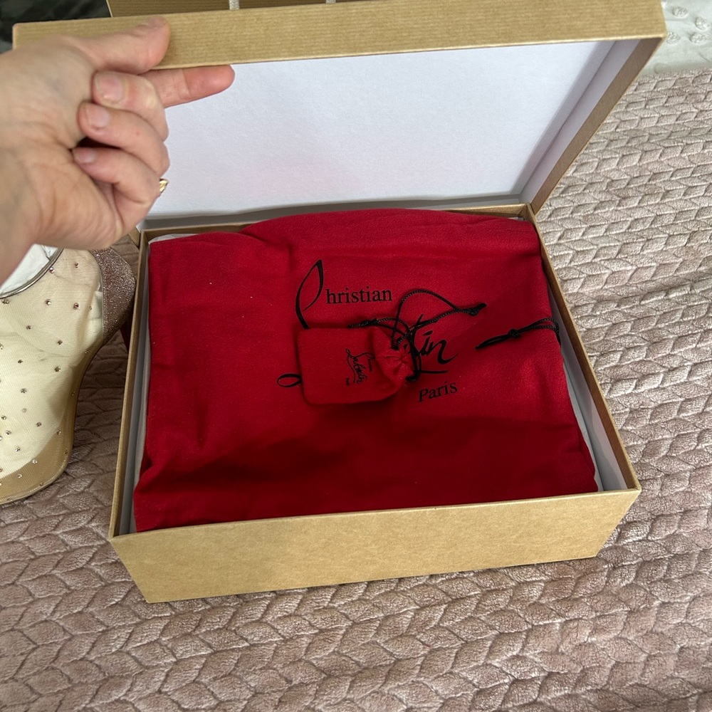 Authentic red bottoms - Picture 5 of 9